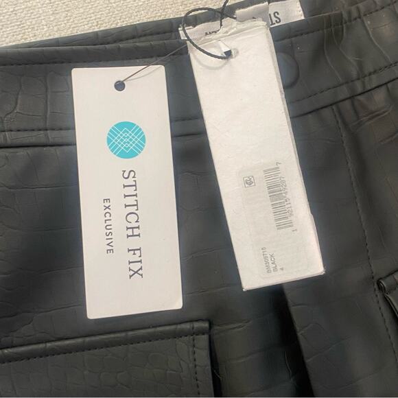 NWT Steve Madden Stitch Fix Faux Leather Cargo Mini Skirt Size 4 - Picture 5 of 10